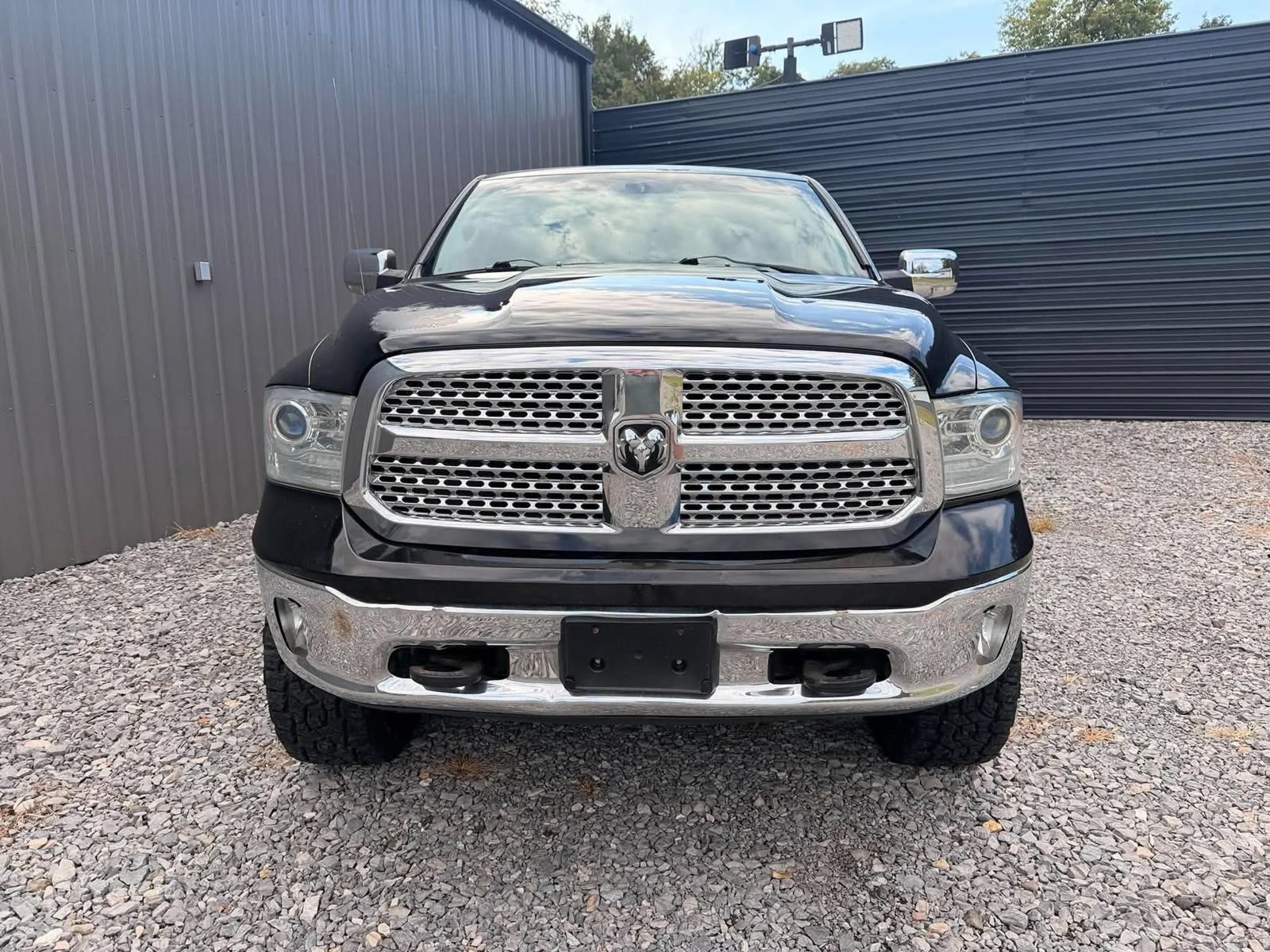 Used 2014 RAM 1500 Laramie w/ Convenience Group AWD/4WD image 2