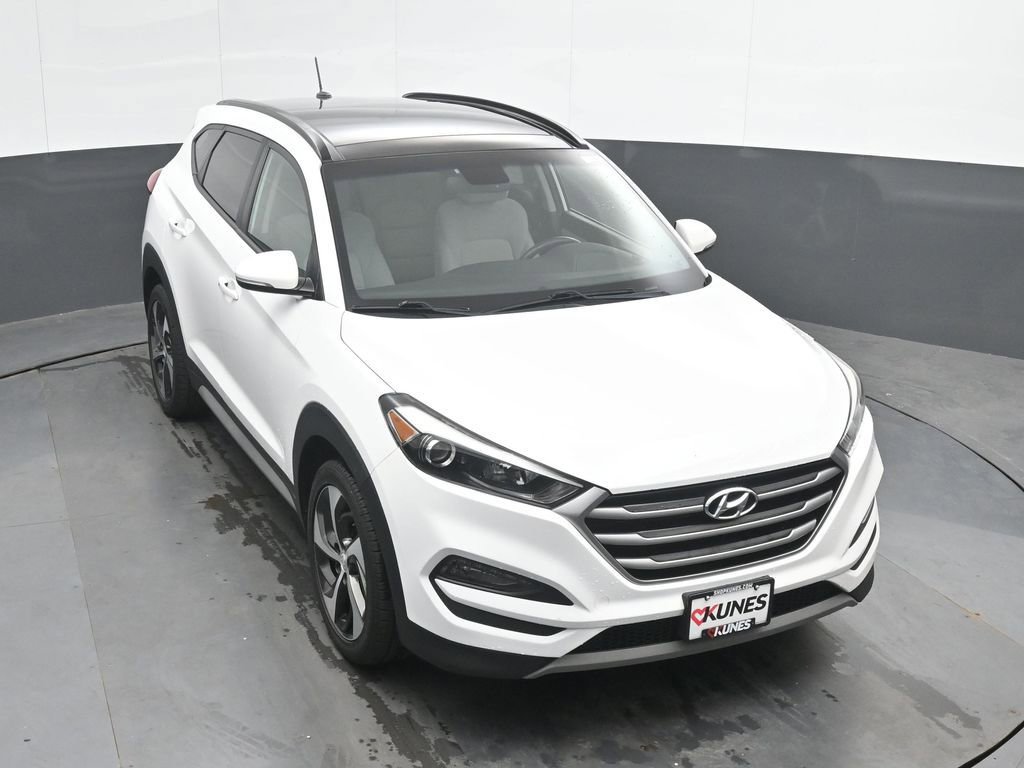 Used 2017 Hyundai Tucson Value AWD/4WD image 27