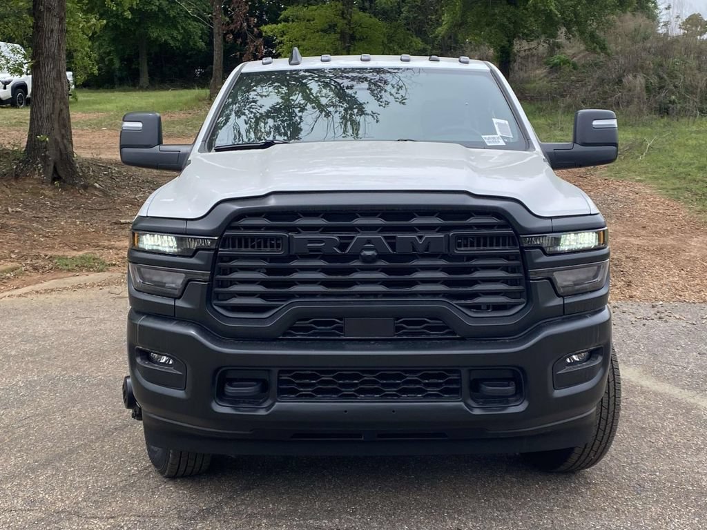 New 2026 RAM 3500 Tradesman AWD/4WD image 32