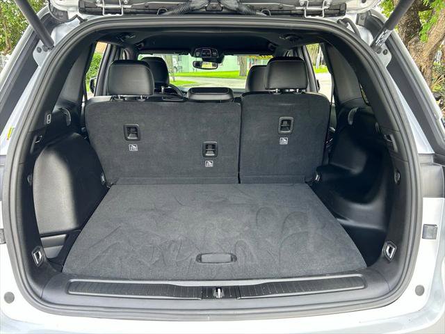 Certified 2024 Jeep Grand Cherokee Limited w/ Black Appearance Package image 43