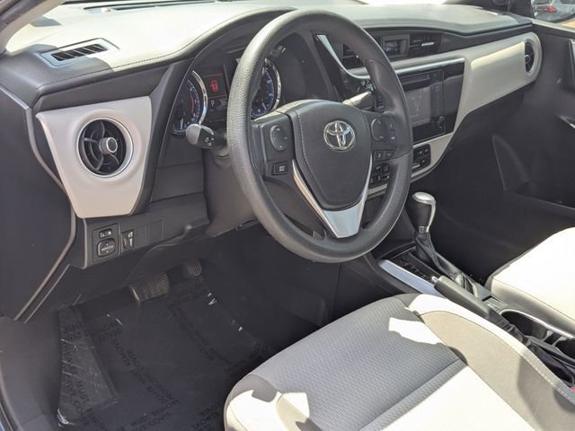Used 2018 Toyota Corolla LE FWD image 11