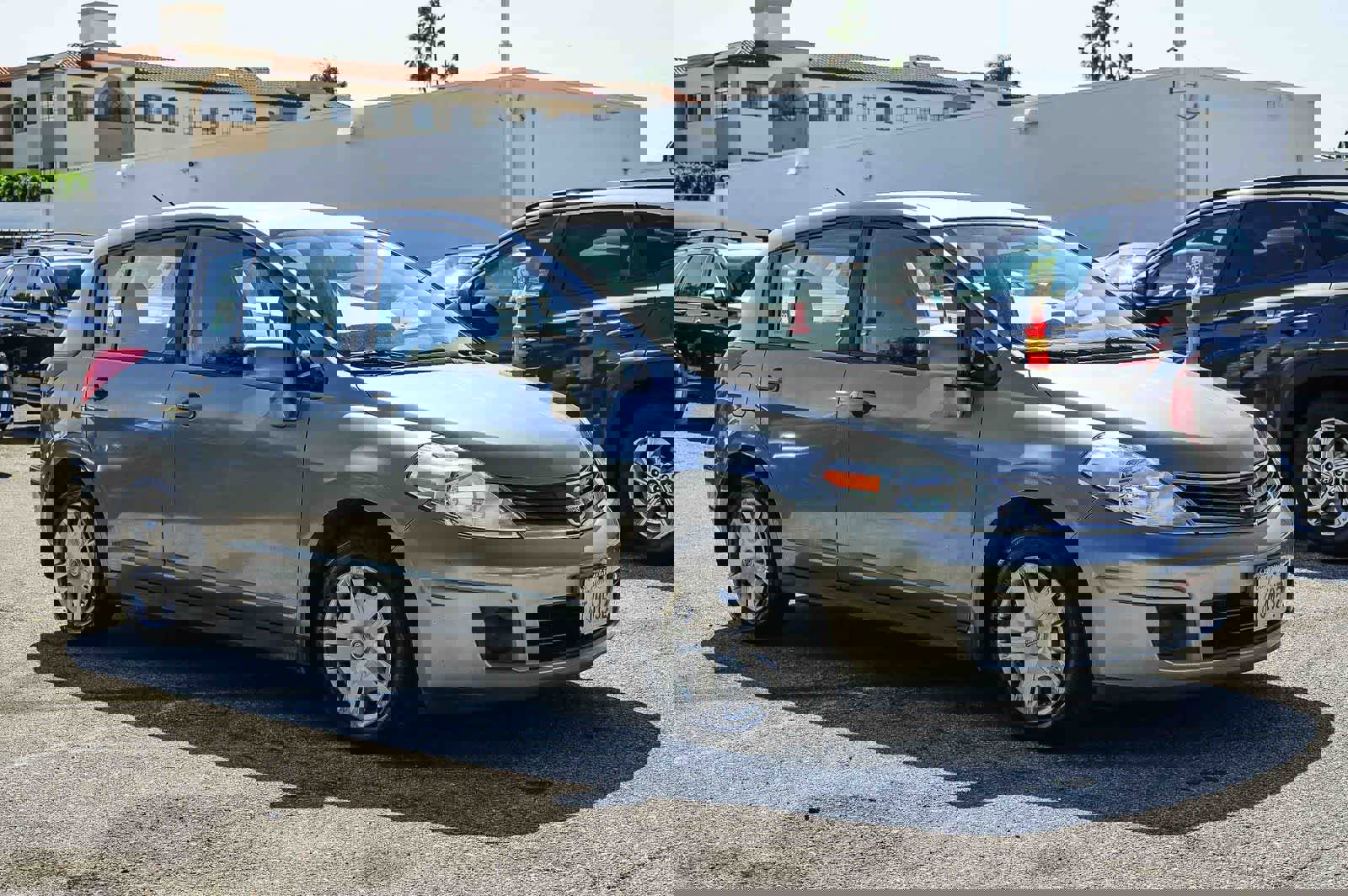 Used 2012 Nissan Versa 1.8 S w/ Plus Pkg image 3