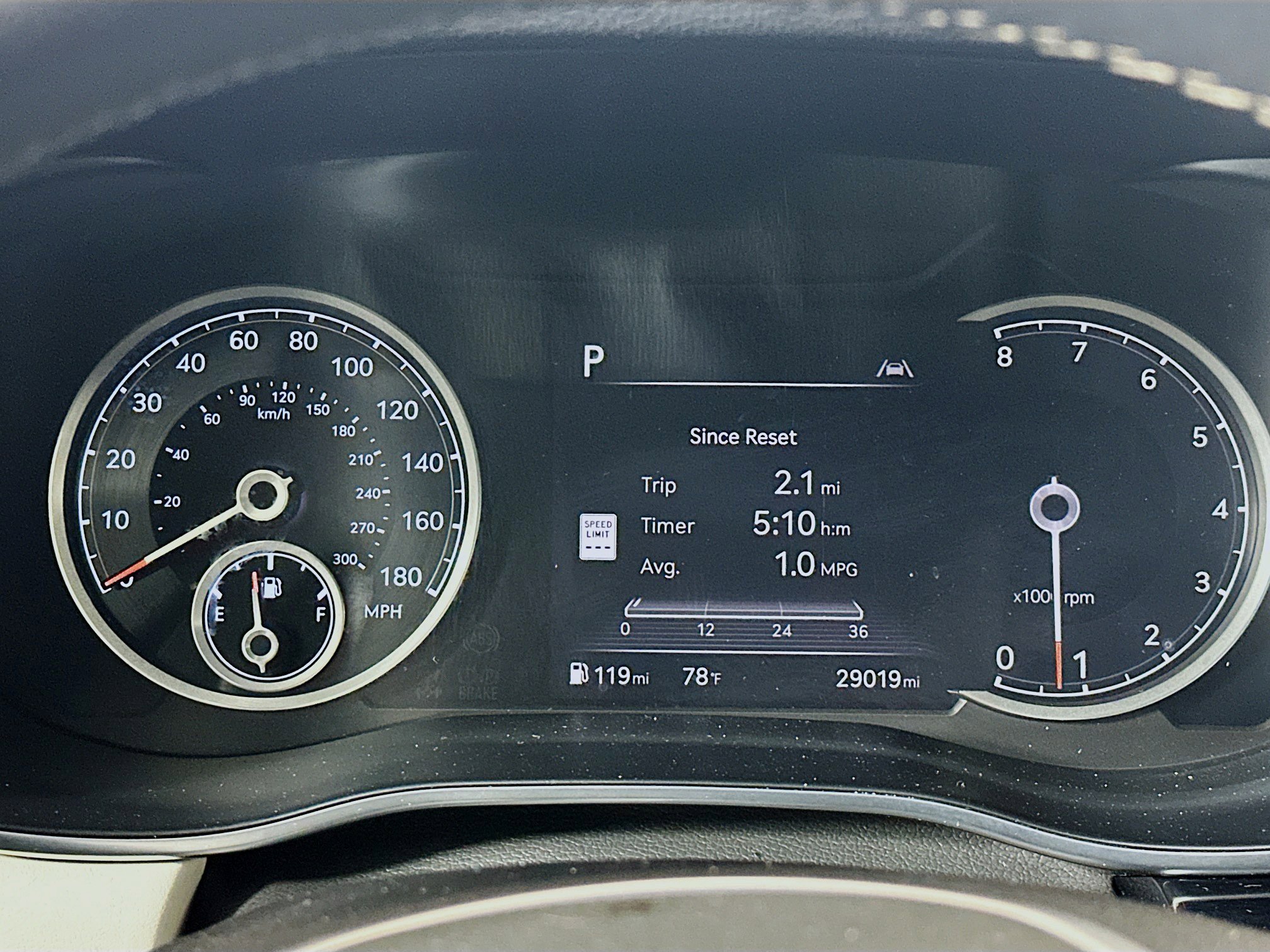 Used 2025 Genesis G70 2.5T RWD image 19