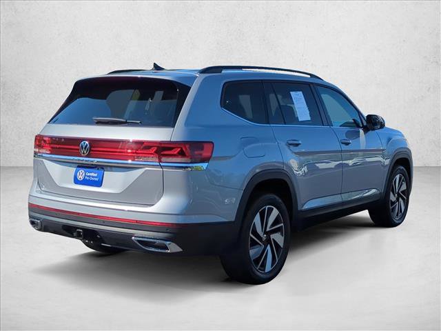 Used 2023 Volkswagen Tiguan SE R-Line FWD image 9
