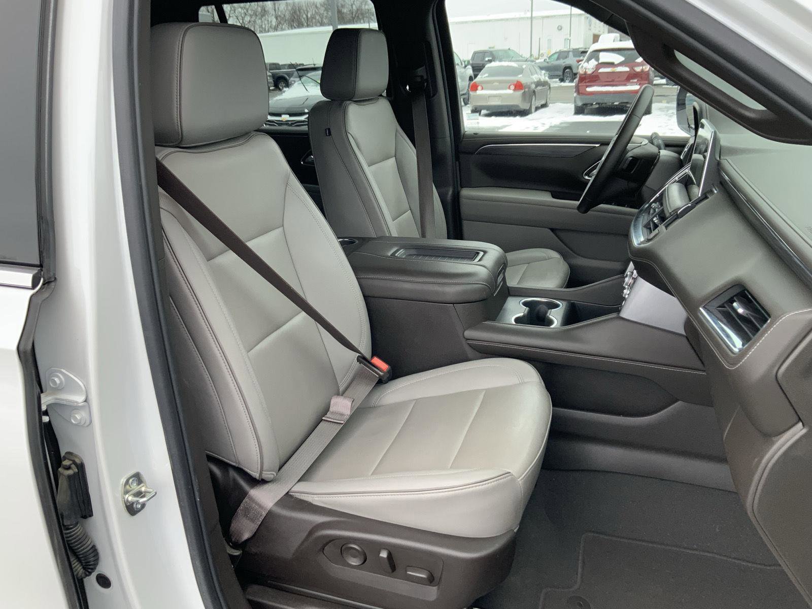 Used 2023 GMC Yukon SLT image 68