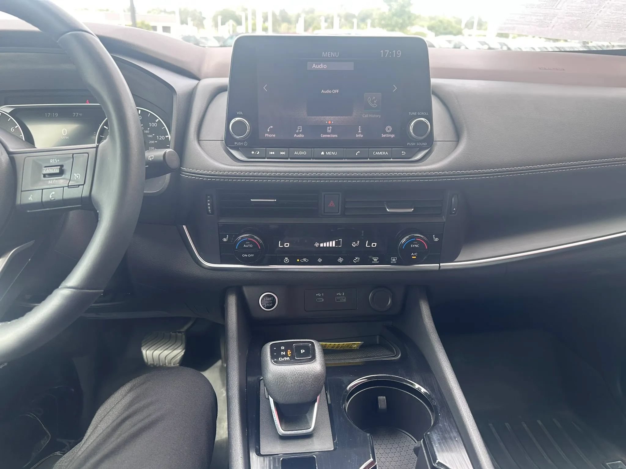 Used 2022 Nissan Rogue S AWD/4WD image 18