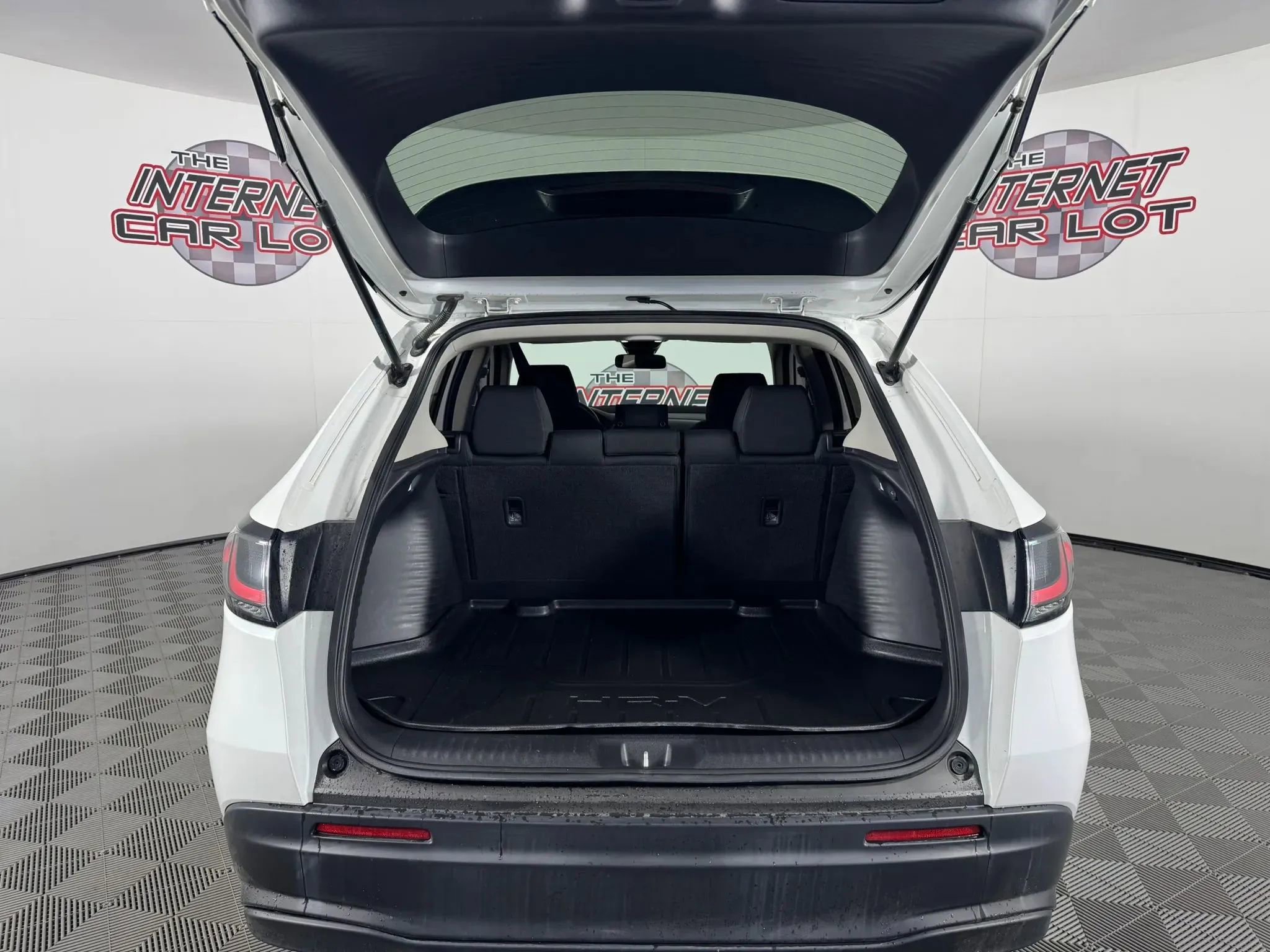 Used 2023 Honda HR-V LX image 26