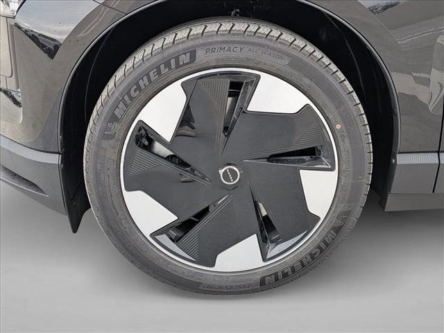 New 2026 Volvo EX30 Plus w/ Climate Package image 11