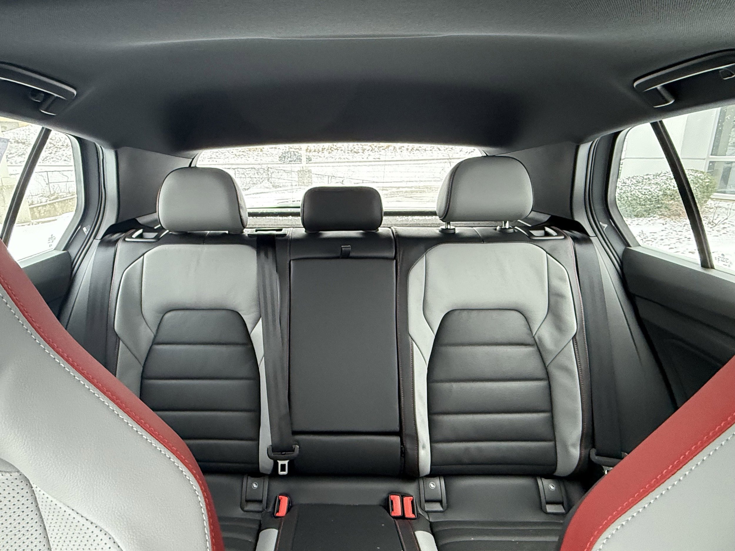 New 2026 Volkswagen GTI SE image 7