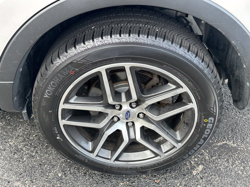 Used 2019 Ford Explorer Sport w/ Equipment Group 401A AWD/4WD image 6