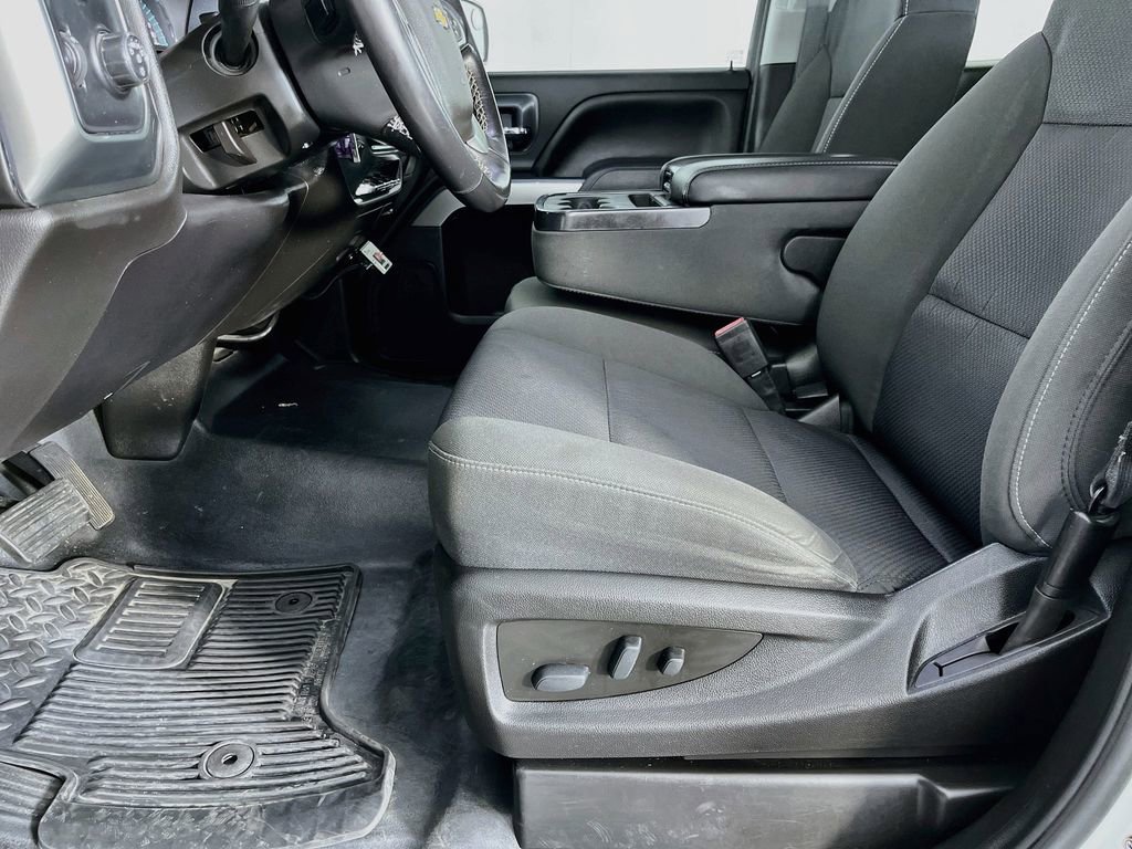 Used 2019 Chevrolet Silverado 2500 LT w/ Snow Plow Prep Package AWD/4WD image 25