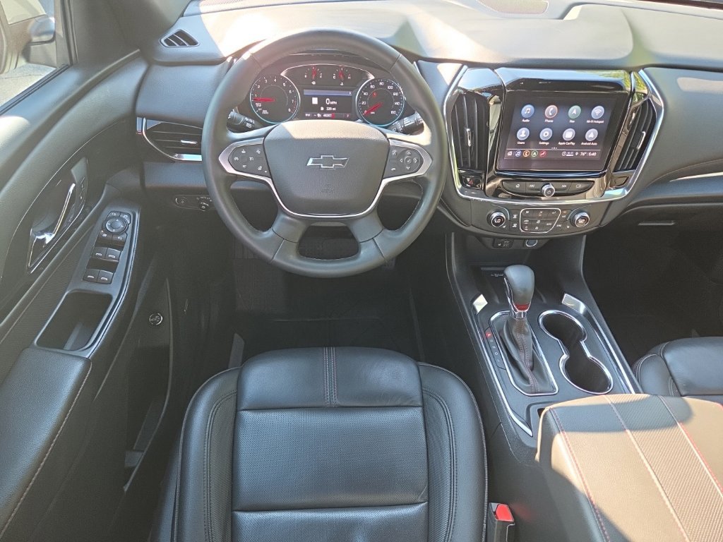 Used 2023 Chevrolet Traverse RS FWD image 30