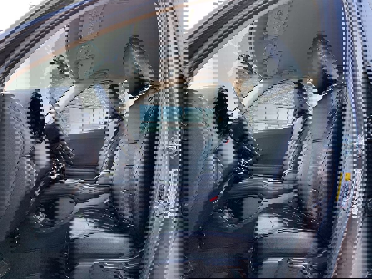 Used 2021 Honda HR-V LX image 24