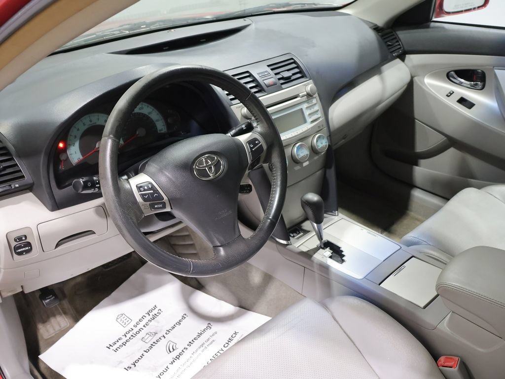 Used 2007 Toyota Camry XLE FWD image 14