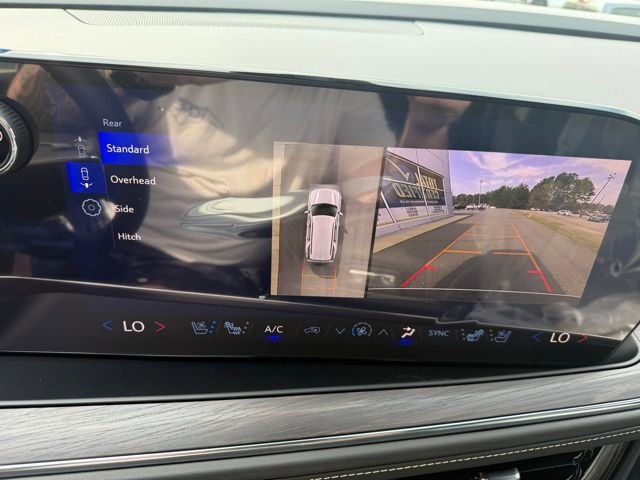 New 2026 Chevrolet Tahoe Premier w/ Sun And Tow Package AWD/4WD image 16