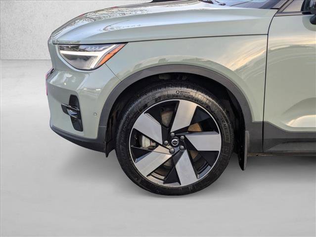 Used 2023 Volvo XC40 Recharge Plus image 22