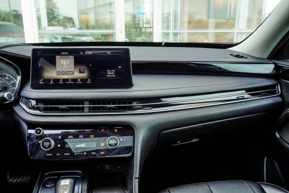 Used 2023 INFINITI QX60 Pure FWD image 17