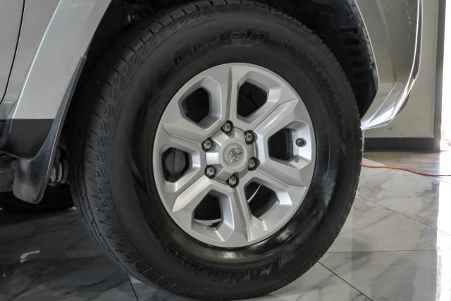 Used 2021 Toyota 4Runner SR5 Premium AWD/4WD image 81