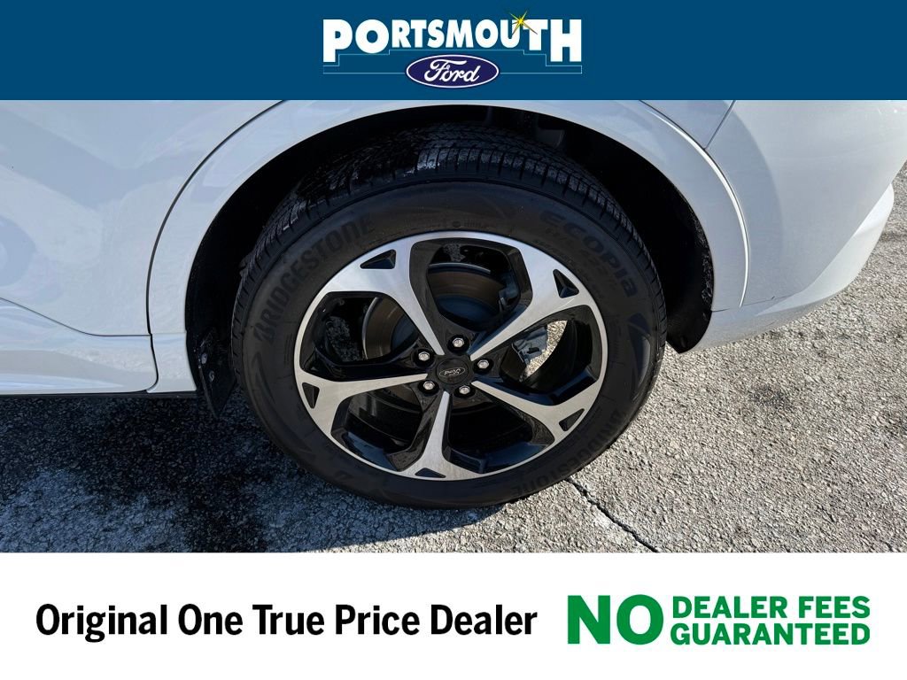 Used 2025 Ford Escape ST-Line Elite w/ Premium Technology Package image 27
