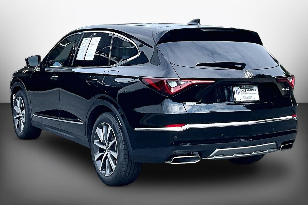 Used 2025 Acura MDX w/ Technology Package FWD image 6