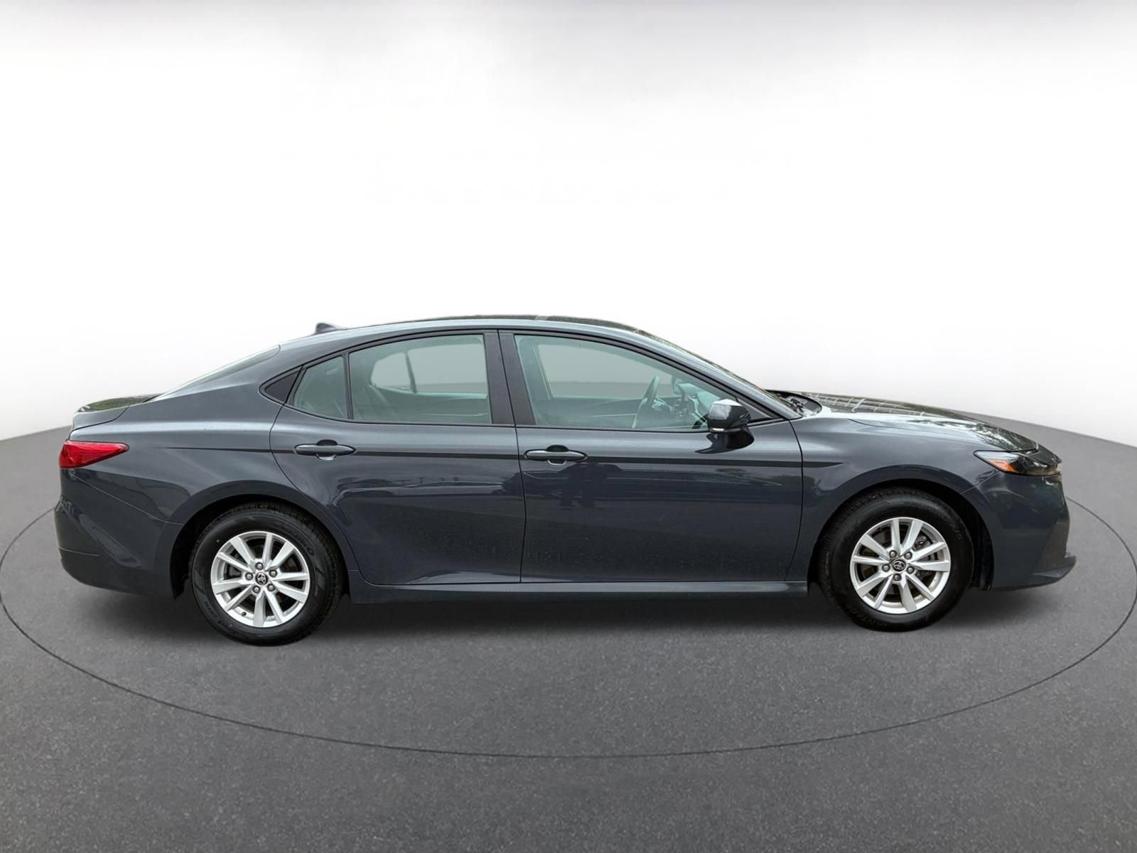 Used 2025 Toyota Camry LE FWD image 15