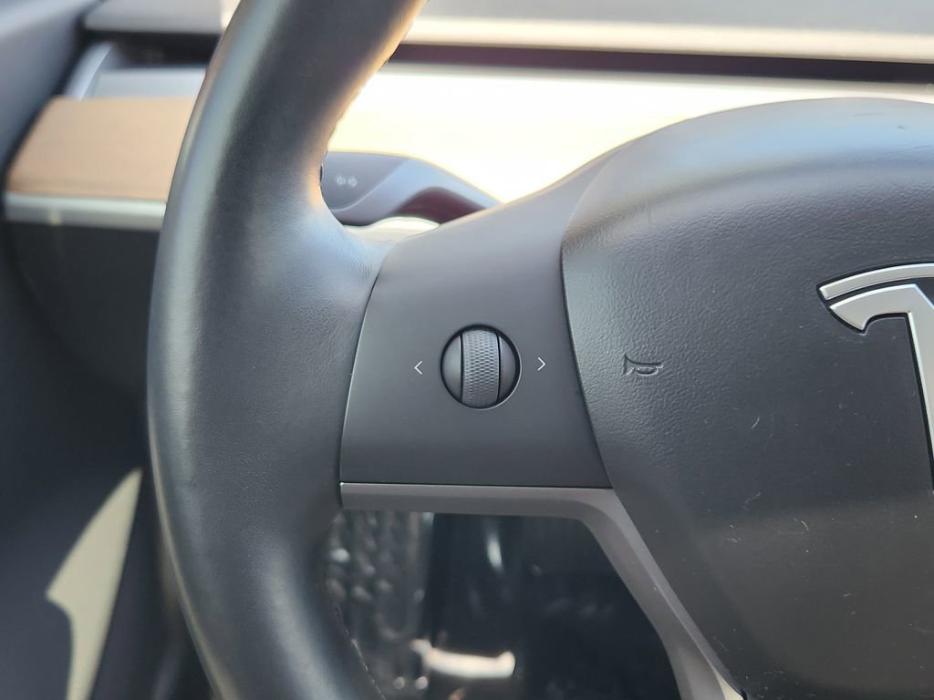 Used 2018 Tesla Model 3 Long Range AWD/4WD image 17