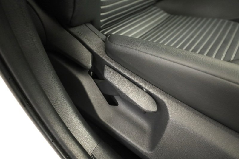 Used 2018 Toyota Camry SE image 27