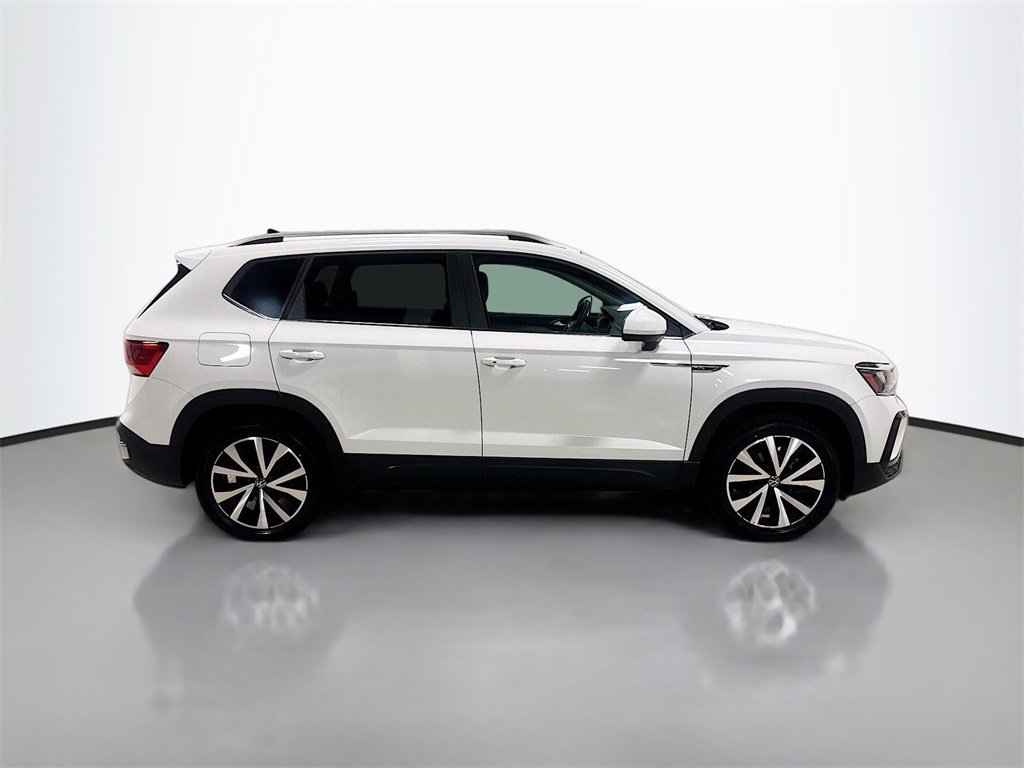 Used 2022 Volkswagen Taos SE image 8