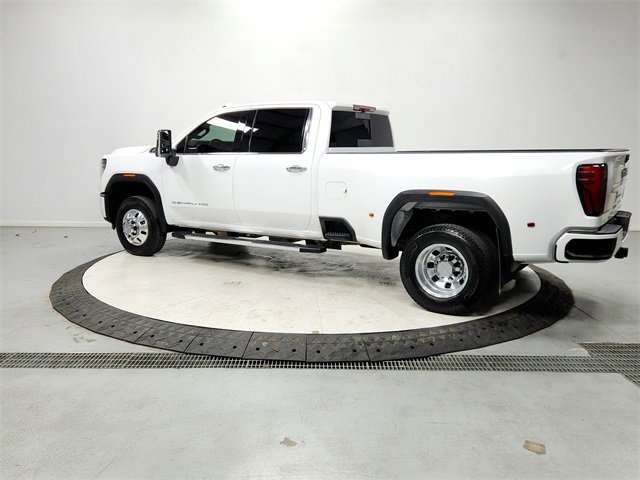Used 2025 GMC Sierra 3500 Denali w/ Technology Package image 5