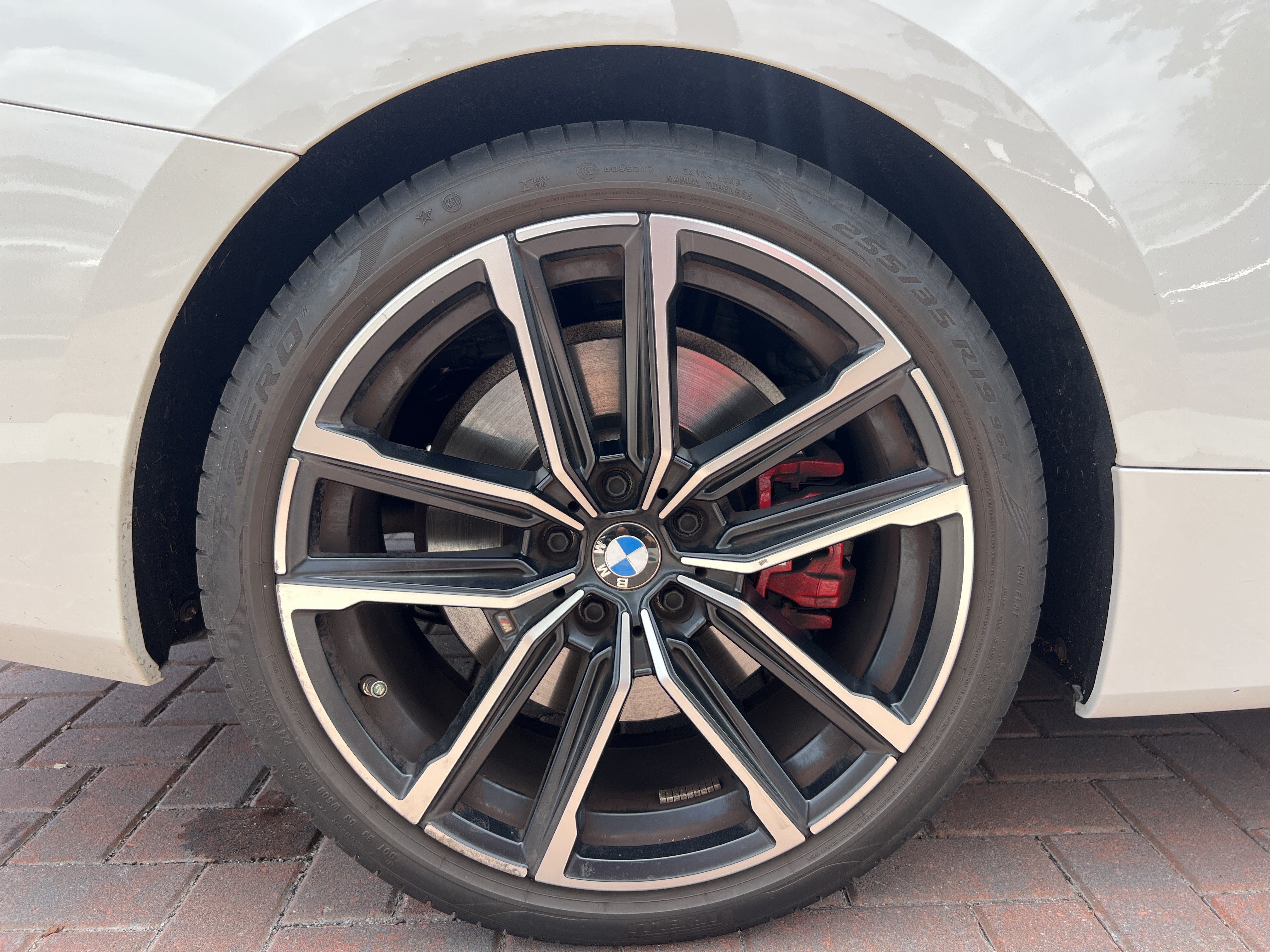 Certified 2024 BMW 430i Coupe w/ M Sport Package RWD image 13
