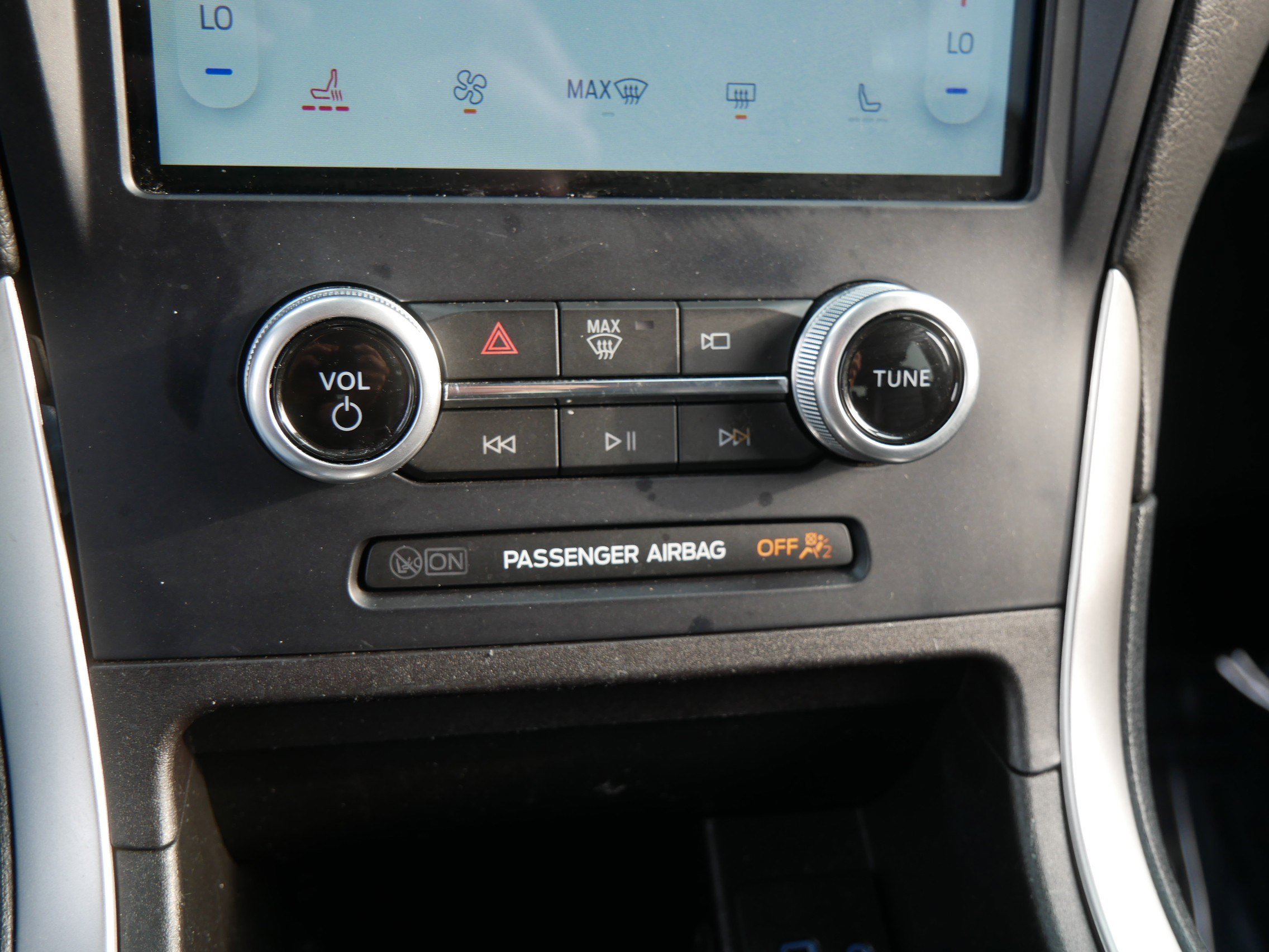 Certified 2023 Ford Edge SEL image 30