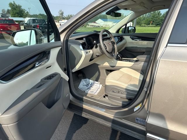 Used 2022 Cadillac XT6 Premium Luxury AWD/4WD image 10