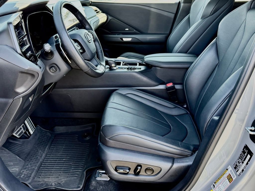 Used 2025 Lexus TX 350 AWD w/ Technology Package image 20