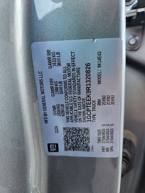 Used 2024 Chevrolet Colorado Trail Boss w/ Advanced Trailering Package AWD/4WD image 30