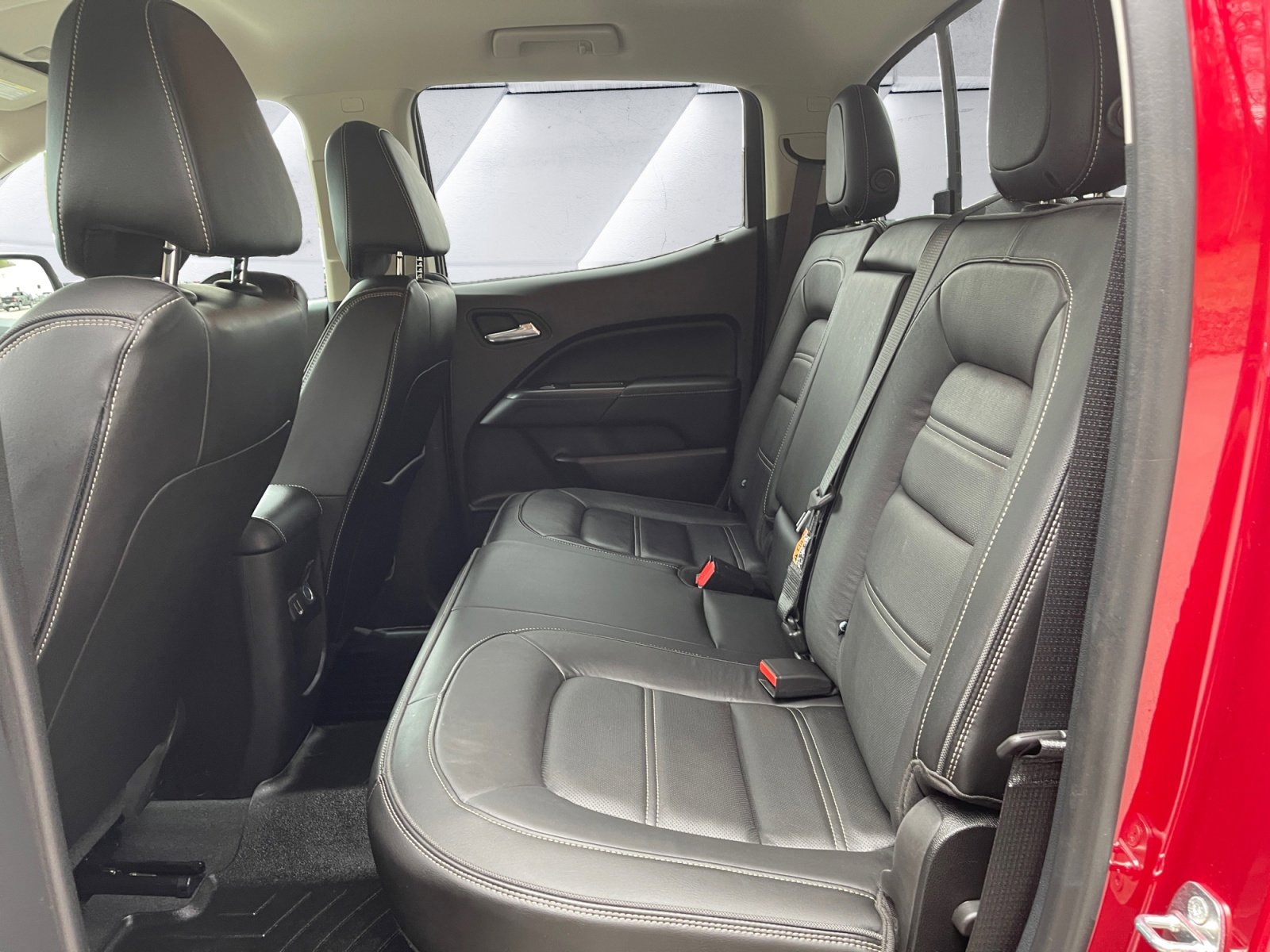 Used 2020 GMC Canyon Denali image 14