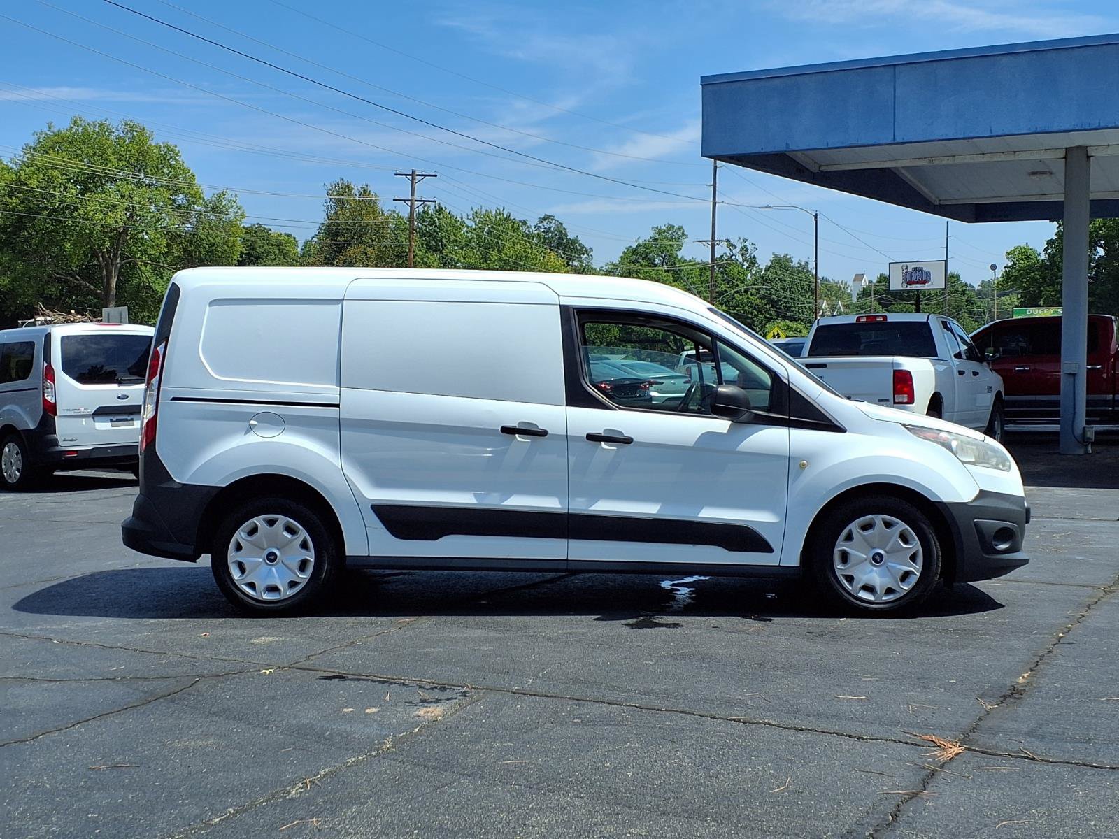 Used 2017 Ford Transit Connect XL FWD image 2
