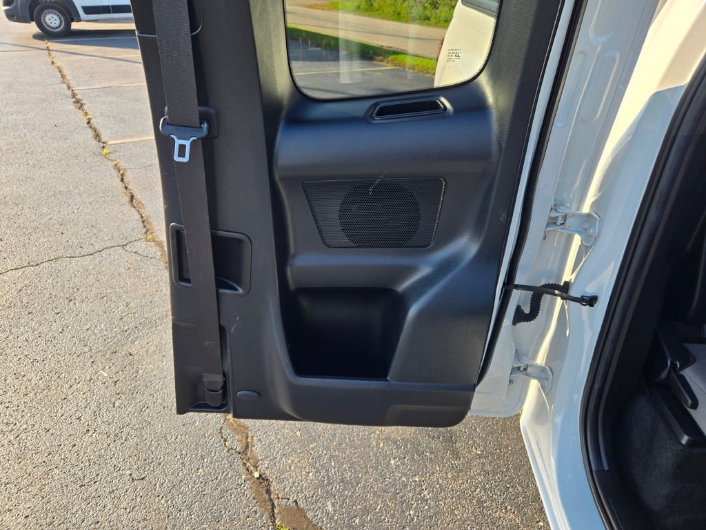 Used 2021 Toyota Tacoma SR RWD image 8