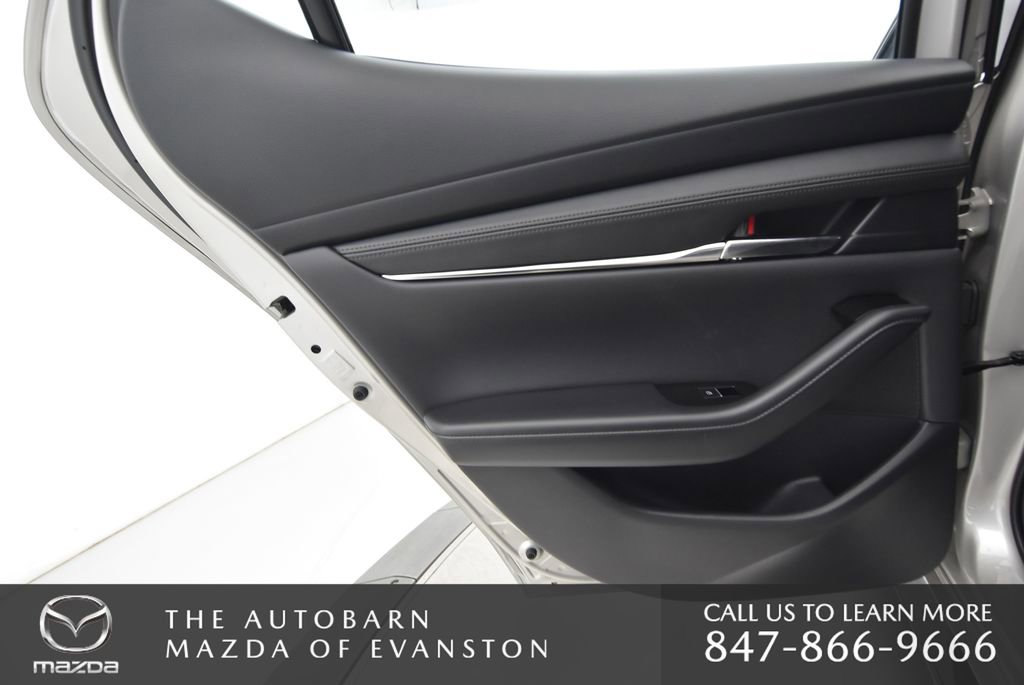 Certified 2025 MAZDA MAZDA3 2.5 S Hatchback w/ Appearance Package FWD image 33