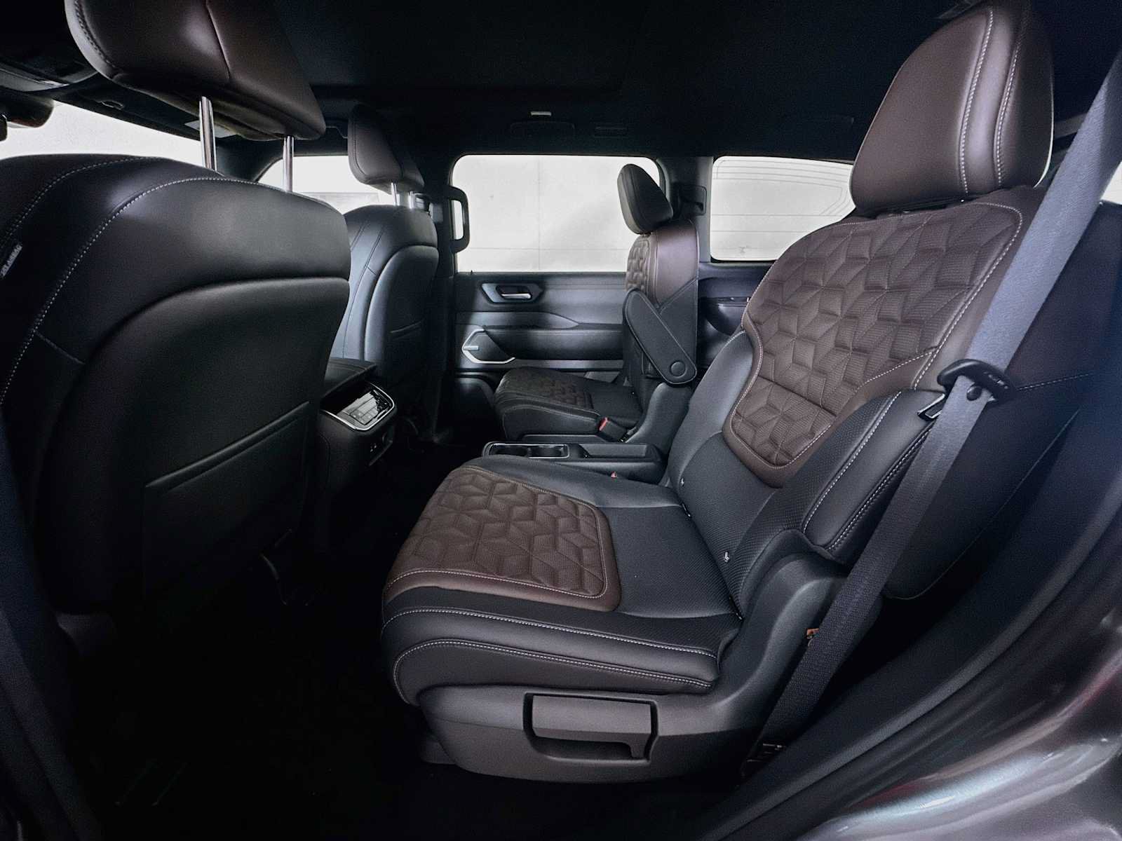 New 2026 Nissan Armada Platinum AWD/4WD image 5
