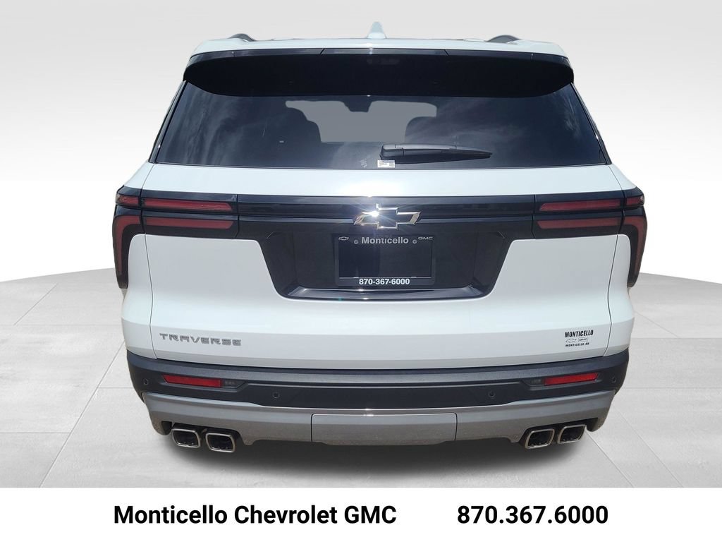 New 2026 Chevrolet Traverse LT w/ Sun and Wheel Package FWD image 4