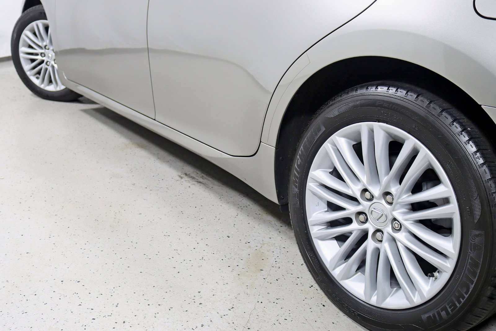 Used 2017 Lexus ES 350 w/ Premium Package FWD image 12