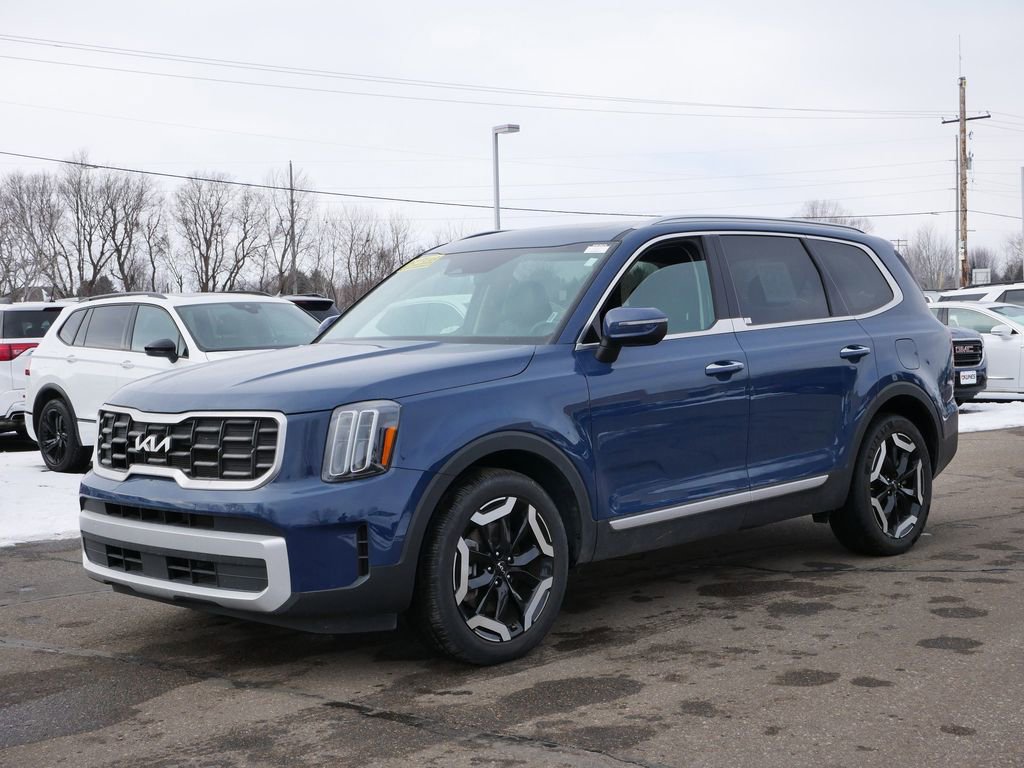 Used 2025 Kia Telluride S AWD/4WD image 5
