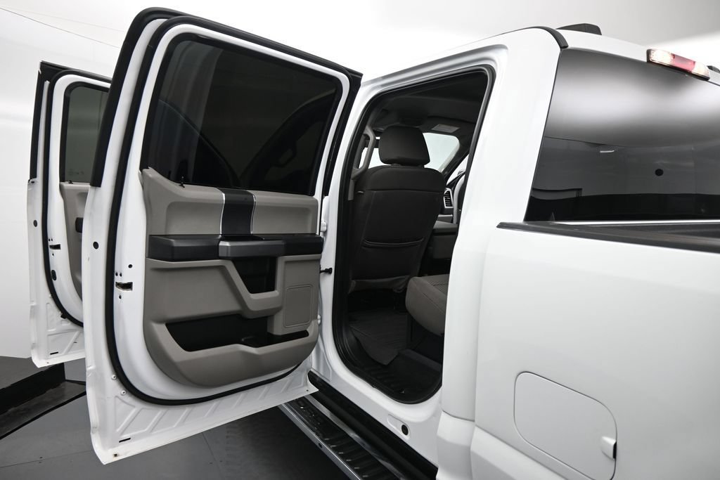 Used 2021 Ford F250 XLT w/ XLT Value Package AWD/4WD image 14