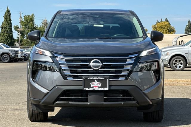 New 2026 Nissan Rogue S image 9