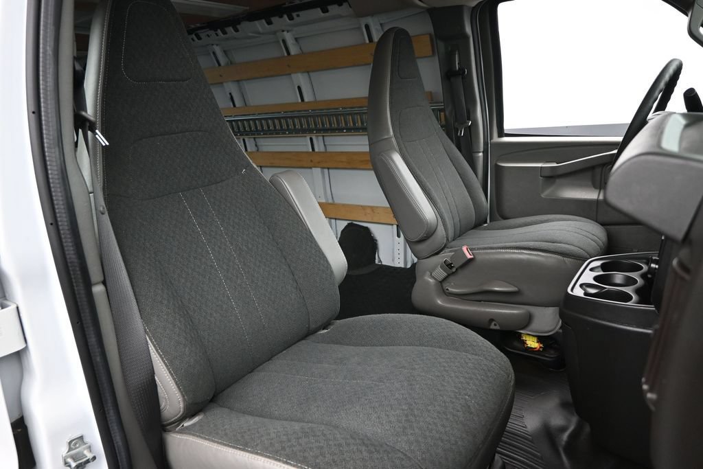 Used 2020 Chevrolet Express 2500 w/ Driver Convenience Package RWD image 11