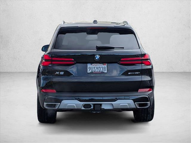 Used 2025 BMW X5 sDrive40i w/ Premium Package image 7