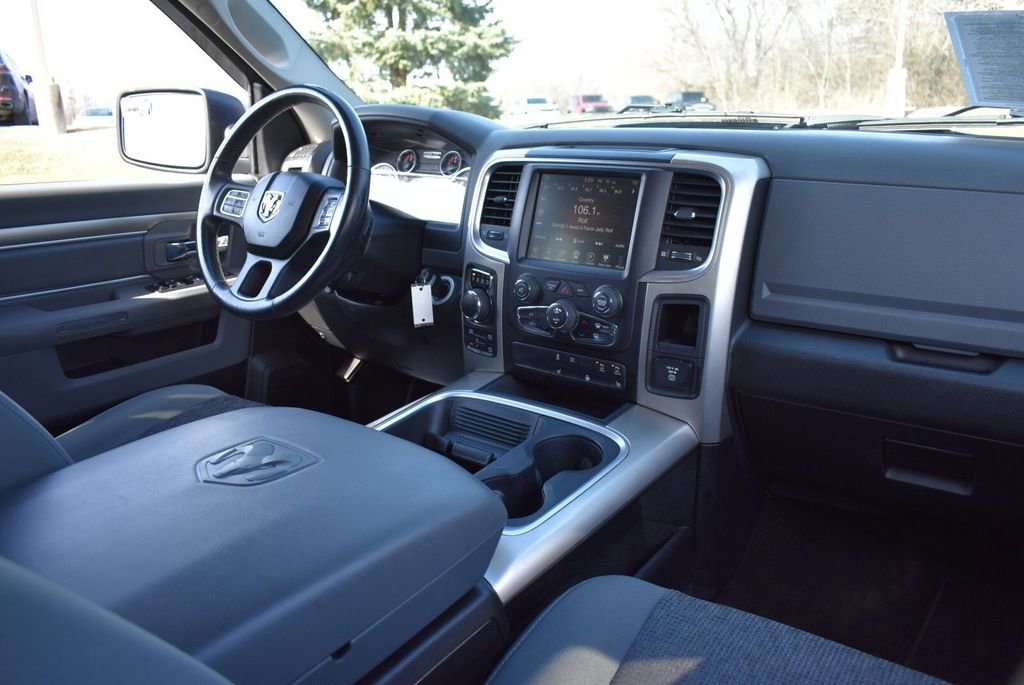 Used 2016 RAM 1500 Big Horn image 33