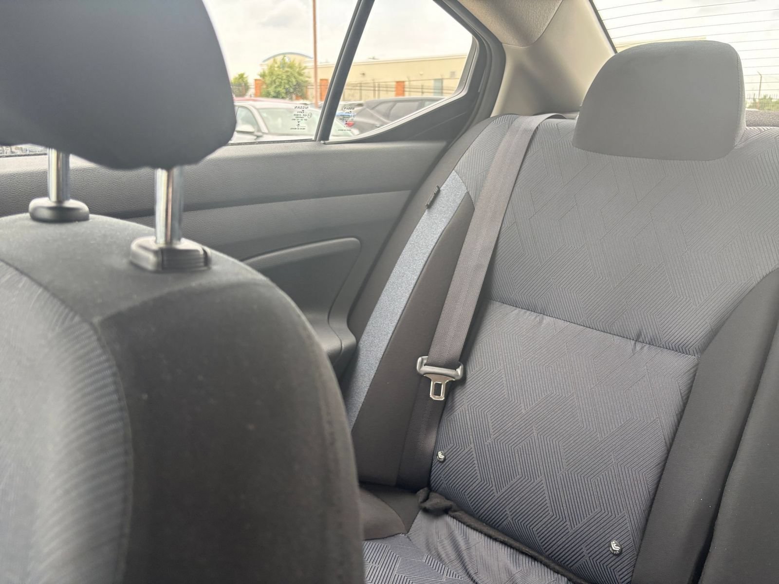 Used 2025 Nissan Versa SV FWD image 34
