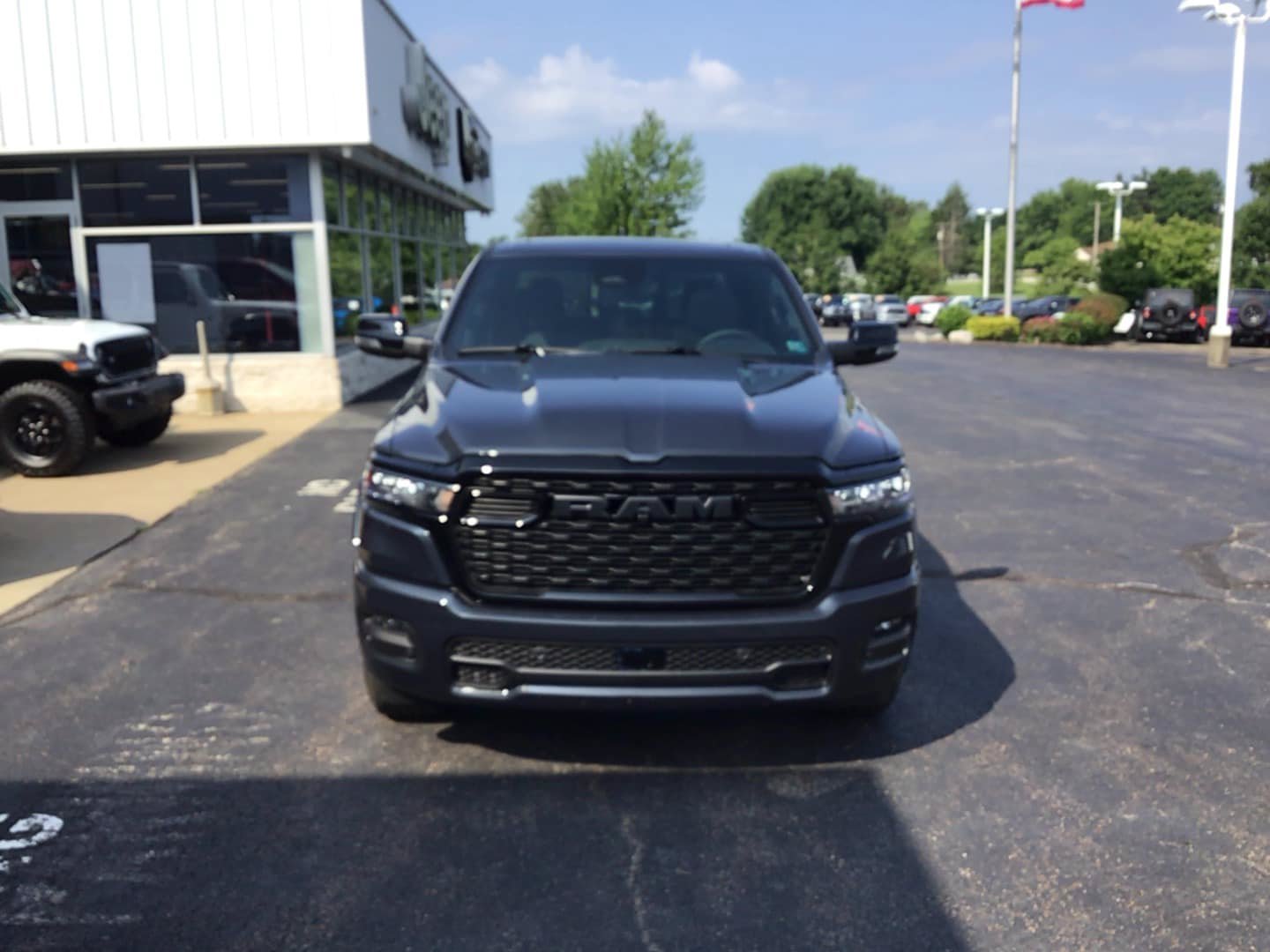 New 2026 RAM 1500 Big Horn AWD/4WD image 2