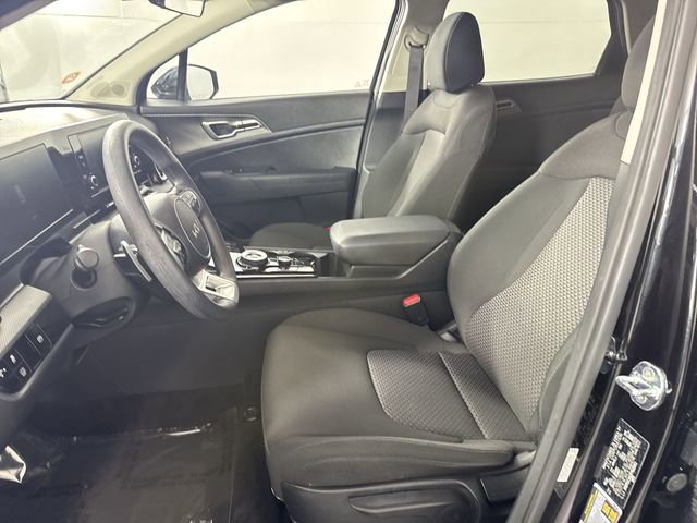 Used 2023 Kia Sportage LX AWD/4WD image 4